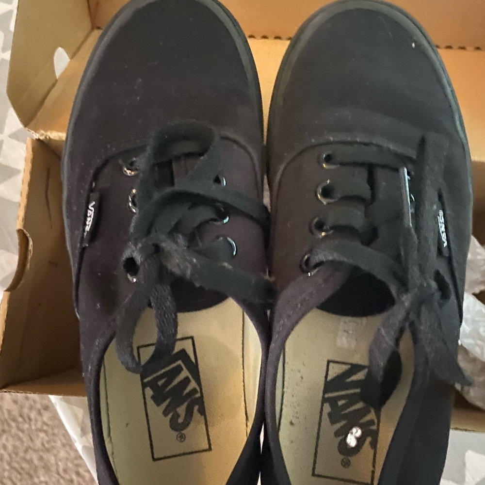 Vans Classic shoe low top black